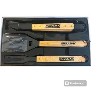 ✨NWT TerraMac 3 Piece Heavy Duty BBQ Set